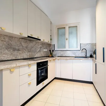 Апартаменты Epic 4br Luxe Boulevard Near Rosetti Square & Old Town