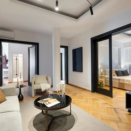 Epic 4br Luxe Boulevard Near Rosetti Square & Old Town *