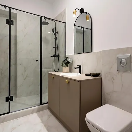 Epic 4br Luxe Boulevard Near Rosetti Square & Old Town *