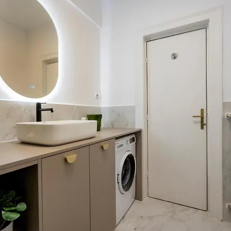 Epic 4br Luxe Boulevard Near Rosetti Square & Old Town *