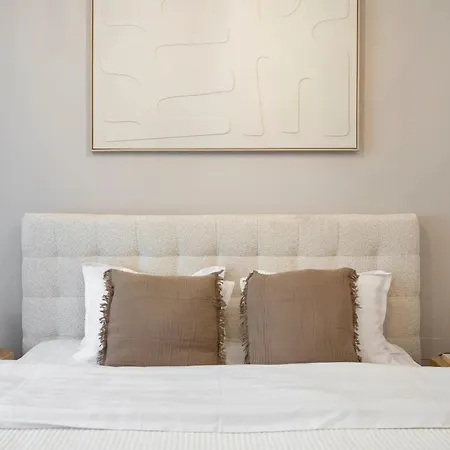 Epic 4br Luxe Boulevard Near Rosetti Square & Old Town Bukarest