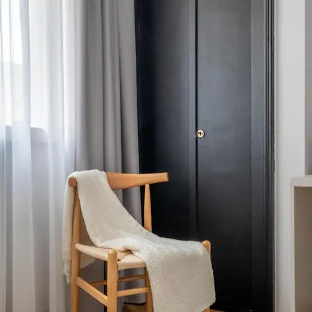 Epic 4br Luxe Boulevard Near Rosetti Square & Old Town Lägenhet Bukarest