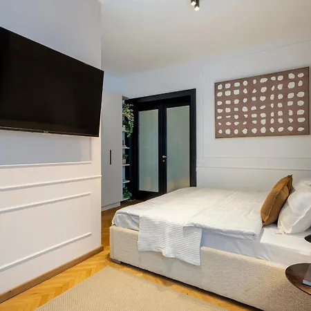 Lägenhet Epic 4br Luxe Boulevard Near Rosetti Square & Old Town *