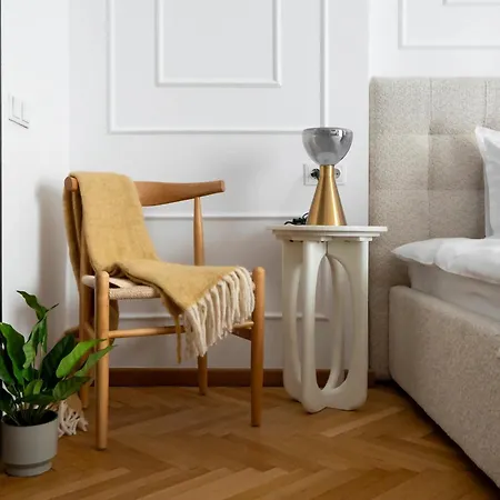 Epic 4br Luxe Boulevard Near Rosetti Square & Old Town