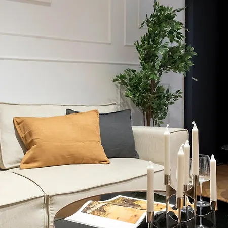 Epic 4br Luxe Boulevard Near Rosetti Square & Old Town *