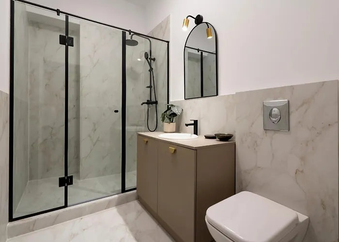 Epic 4br Luxe Boulevard Near Rosetti Square & Old Town *