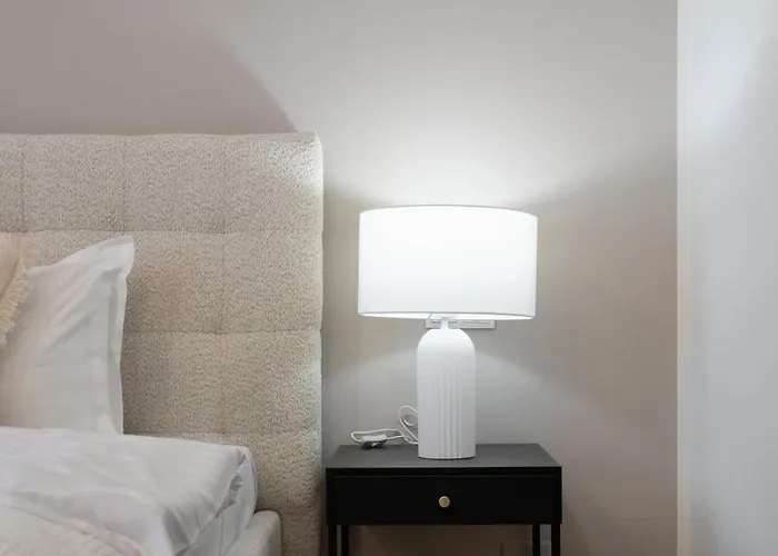 Epic 4br Luxe Boulevard Near Rosetti Square & Old Town * 布加勒斯特