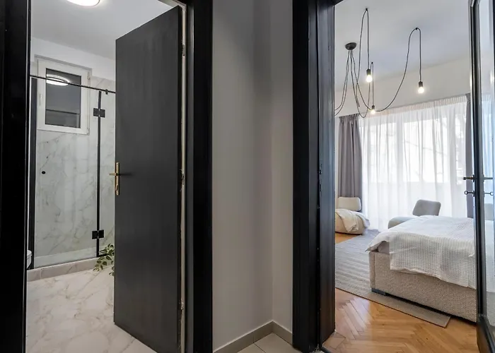 公寓 Epic 4br Luxe Boulevard Near Rosetti Square & Old Town 布加勒斯特