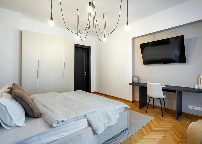 Epic 4br Luxe Boulevard Near Rosetti Square & Old Town 公寓