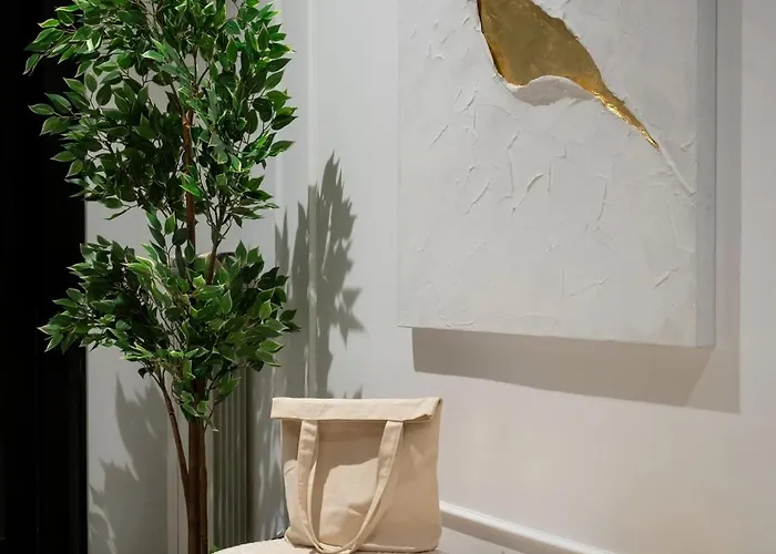 Epic 4br Luxe Boulevard Near Rosetti Square & Old Town