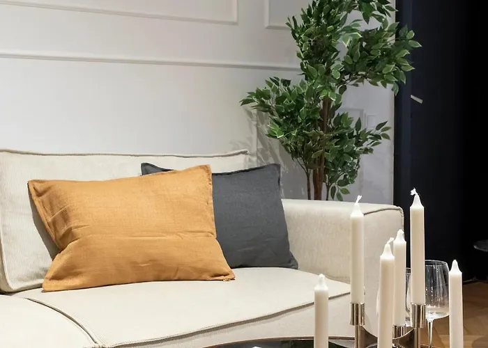 Epic 4br Luxe Boulevard Near Rosetti Square & Old Town *