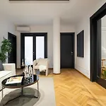 Apartament Epic 4br Luxe Boulevard Near Rosetti Square & Old Town