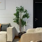 Epic 4br Luxe Boulevard Near Rosetti Square & Old Town Apartament *