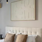 Epic 4br Luxe Boulevard Near Rosetti Square & Old Town Apartament *