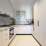 Epic 4br Luxe Boulevard Near Rosetti Square & Old Town Apartament Bucureşti