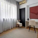 Epic 4br Luxe Boulevard Near Rosetti Square & Old Town Apartament