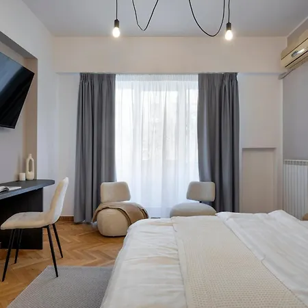 Epic 4br Luxe Boulevard Near Rosetti Square & Old Town *